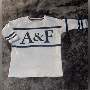 Abercrombie & Fitch Thin Sweater